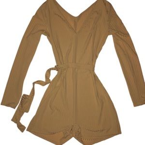 Sandy belted romper (cotton fabric)